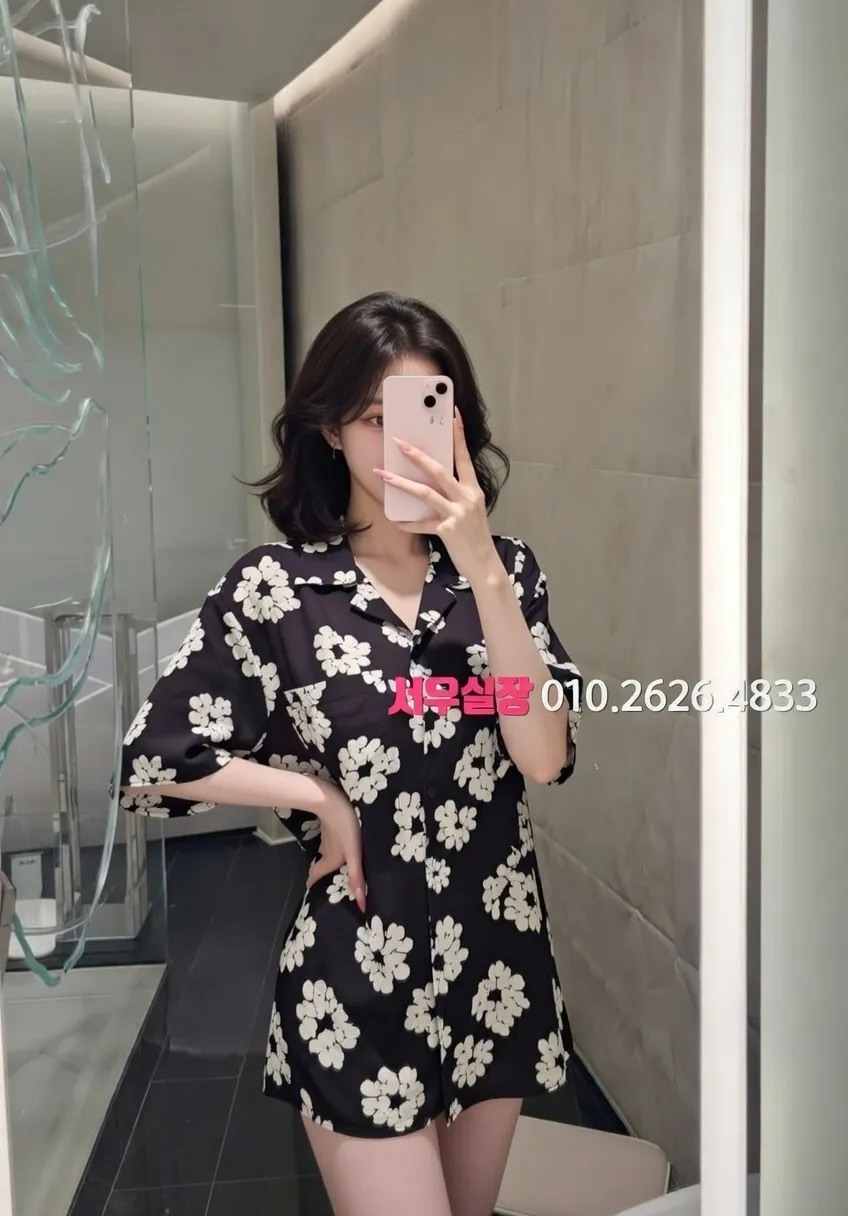 천안 다국적노래방 프리미엄 라인업 28번 프로필