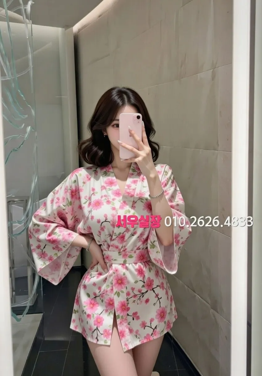 천안 미러룸 프리미엄 라인업 18번 프로필